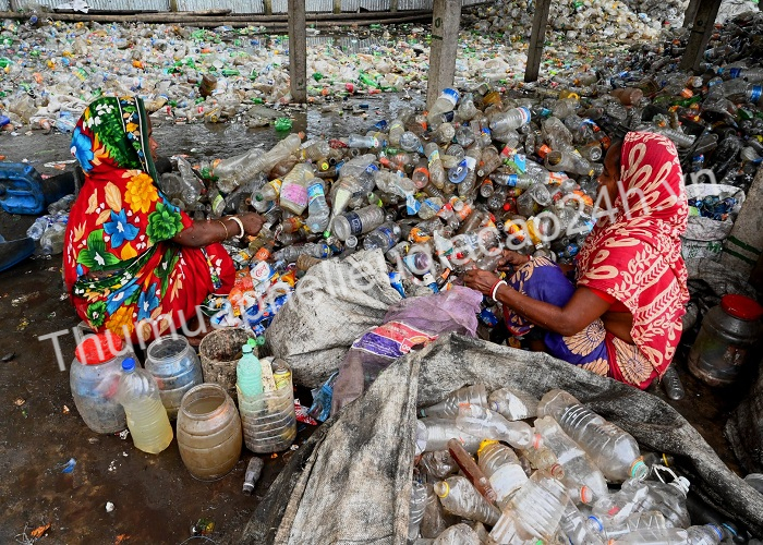 Thu mua nhựa phế liệu bao tiền một kg tại Hà Nội?