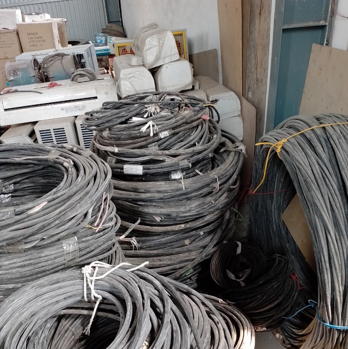 mua-phe-lieu-cau-giay