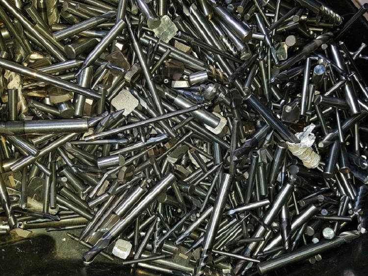 thu-mua-phe-lieu-hop-kim-03