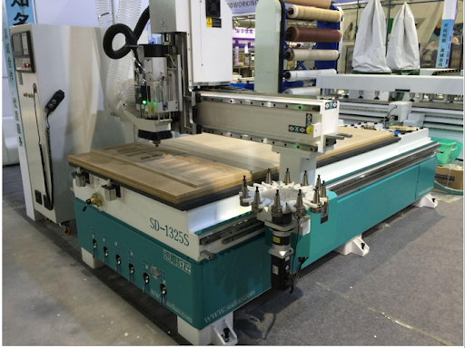 Thanhly-may-cat-cnc-cu