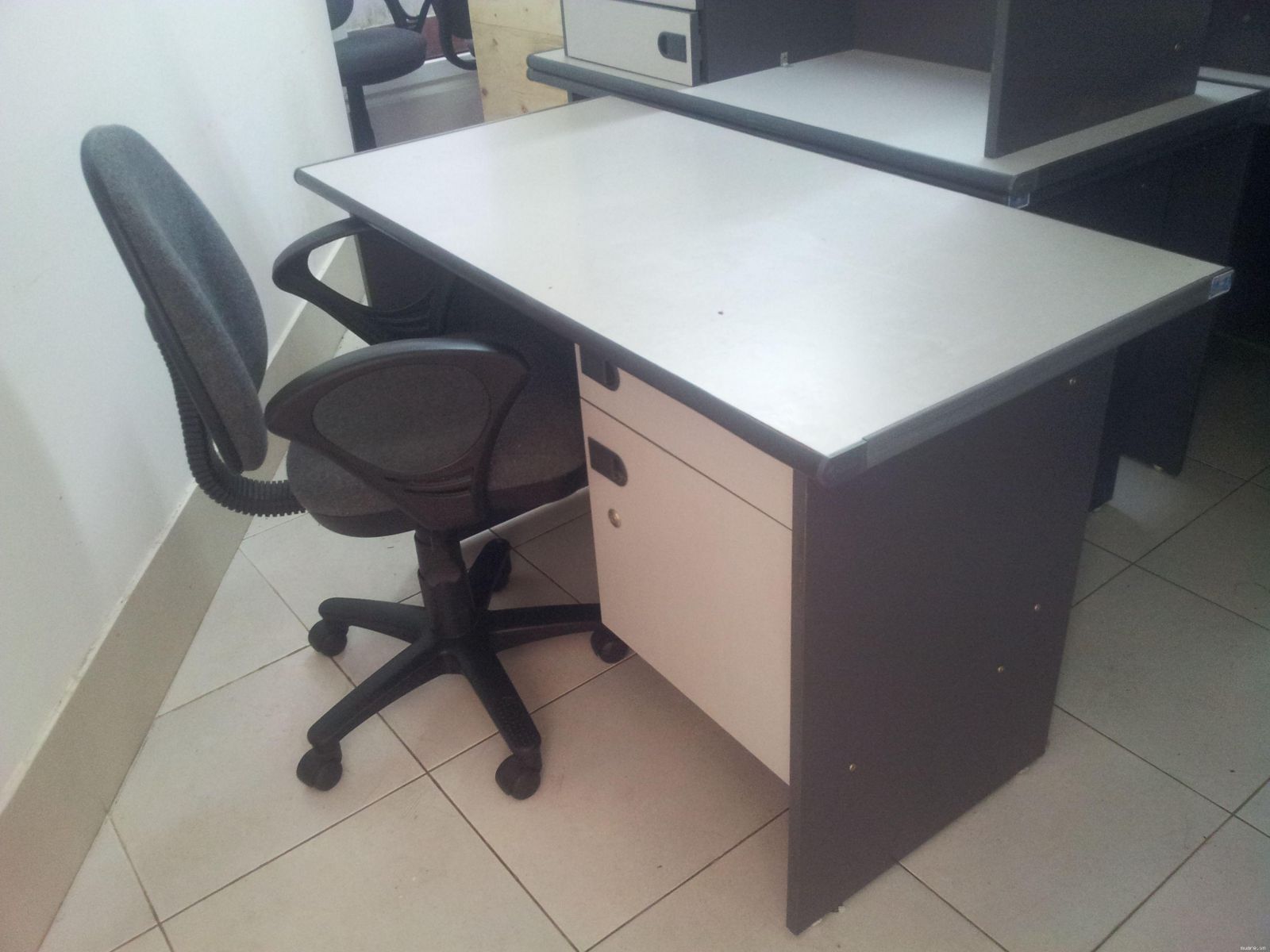 thanh-ly-do-cu-van-phong-3