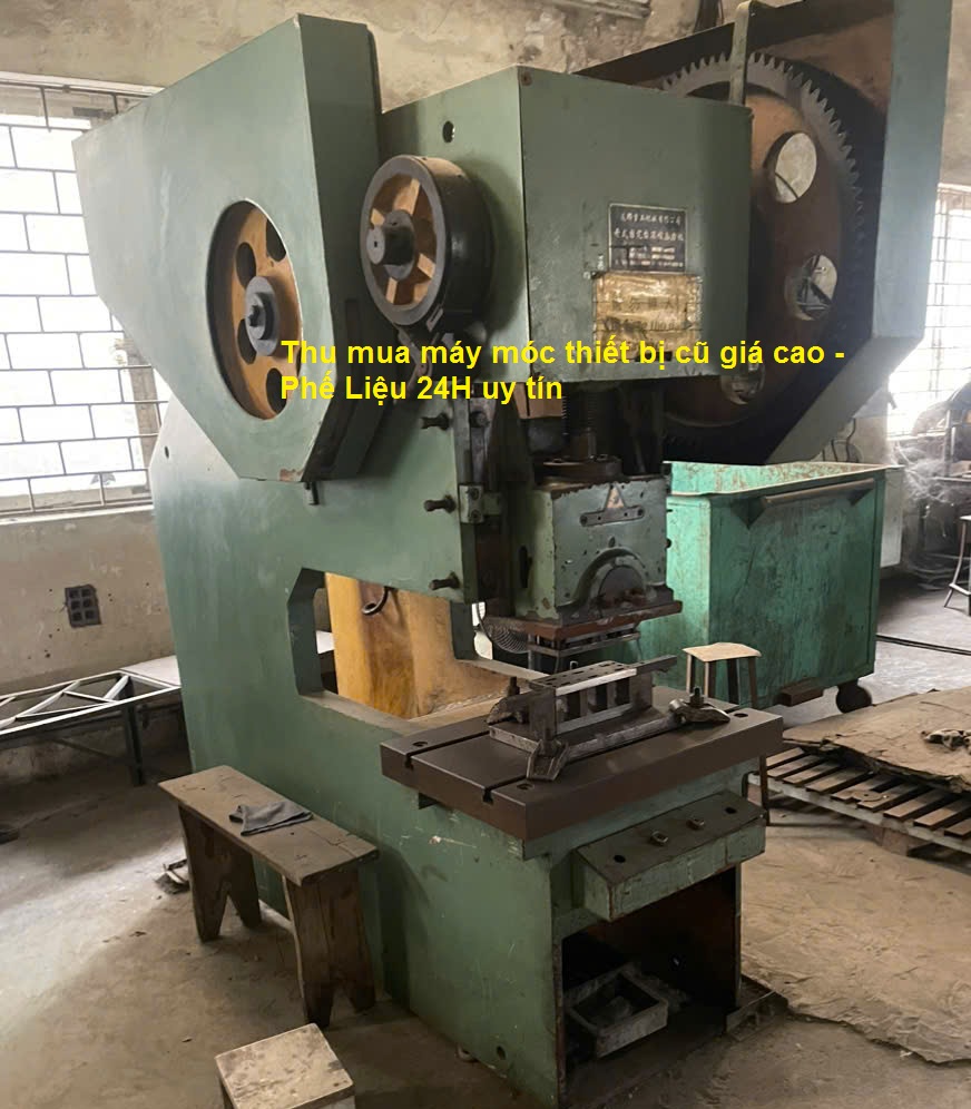 thu-mua-may-moc-cong-trinh-cu1